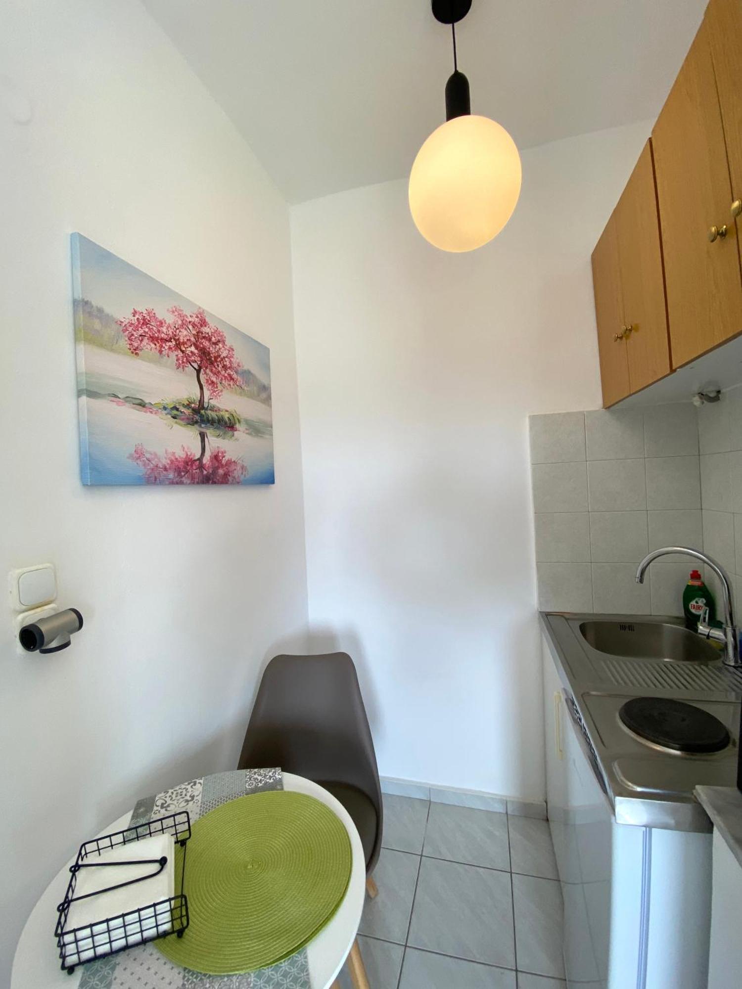 Apartment Sweet *